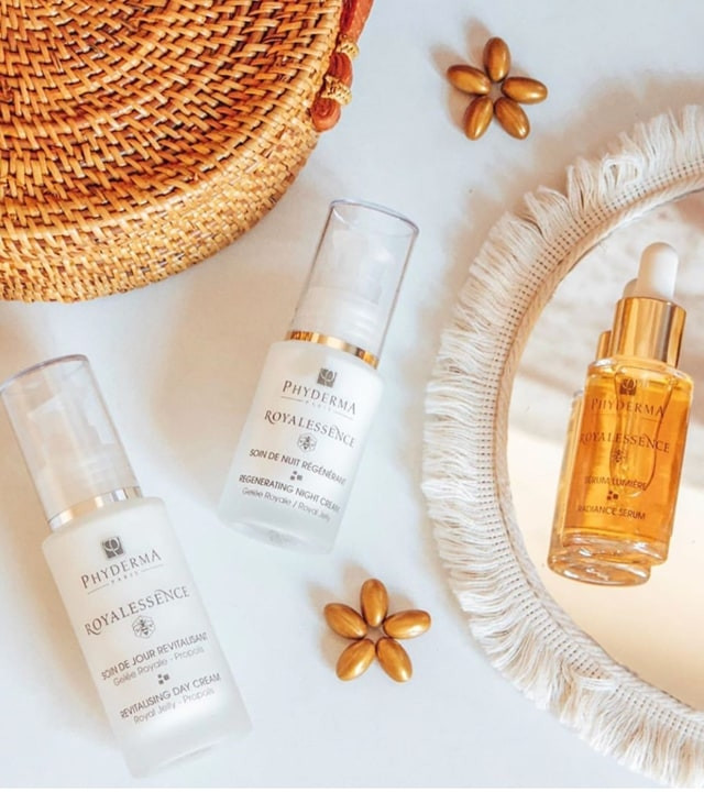 Pack In Out Eclat Complet Royalessence Phyderma